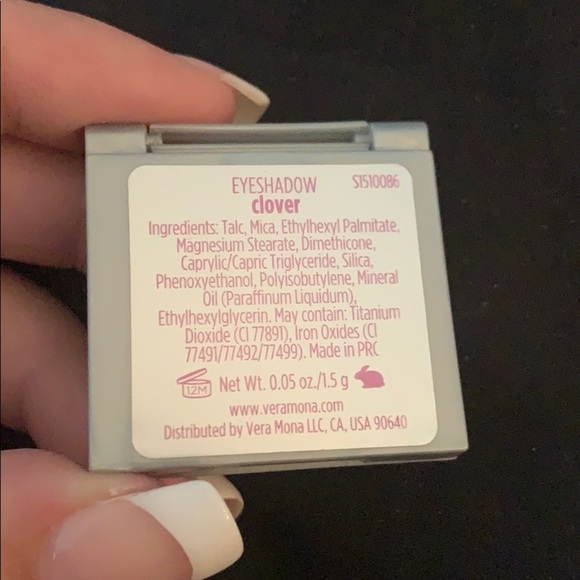 2 BRAND NEW SINGLE EYESHADOWS - Picture 3 of 5